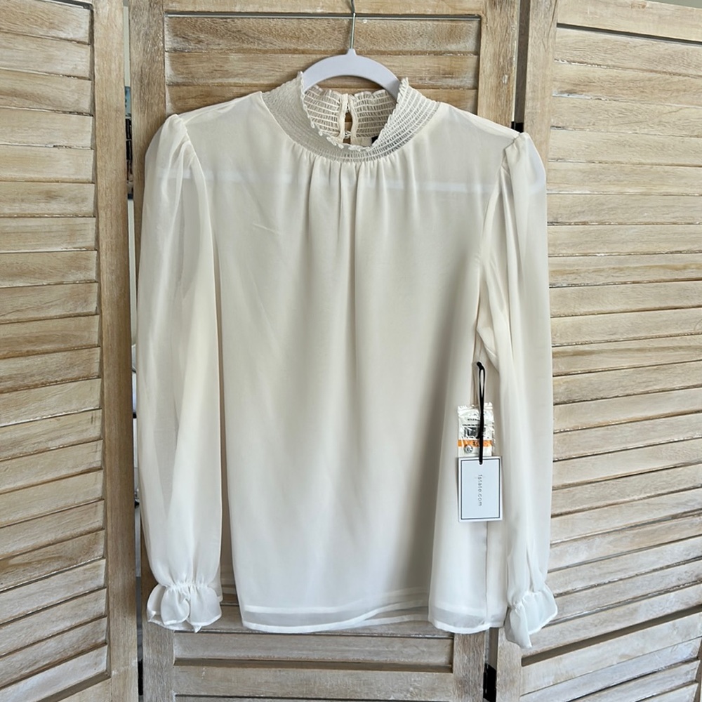 1.State Ivory Sheer Blouse S NWT